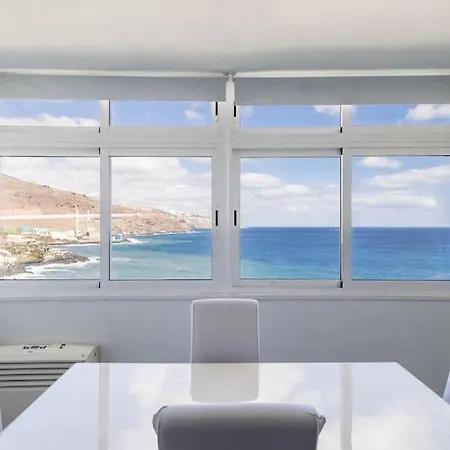 Atlantic Pearl * Candelaria