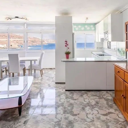 Atlantic Pearl Apartment Candelaria